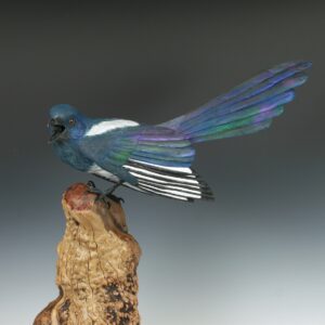Magpie Hand Carved