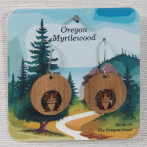 Myrtlewood Dangle Earrings Round Cat